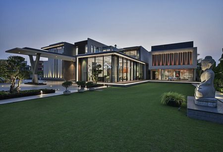 Verdant Villa by 42MM Architecture: A modern interlock of Greens and Grays